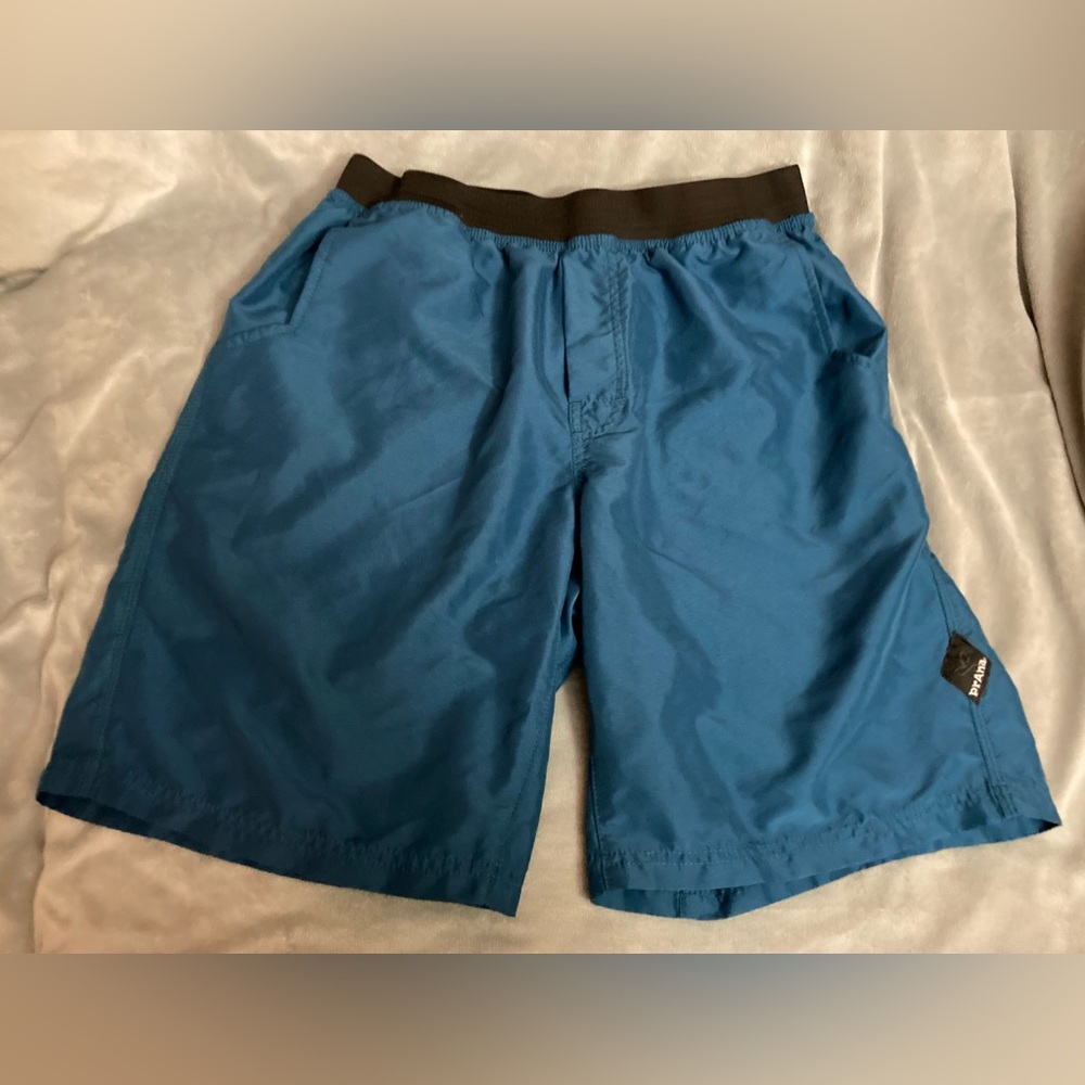 Prana Mojo Shorts Men’s size Large Blue